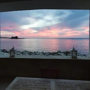  Holiday home Rosa Dei Venti Beach House Italy